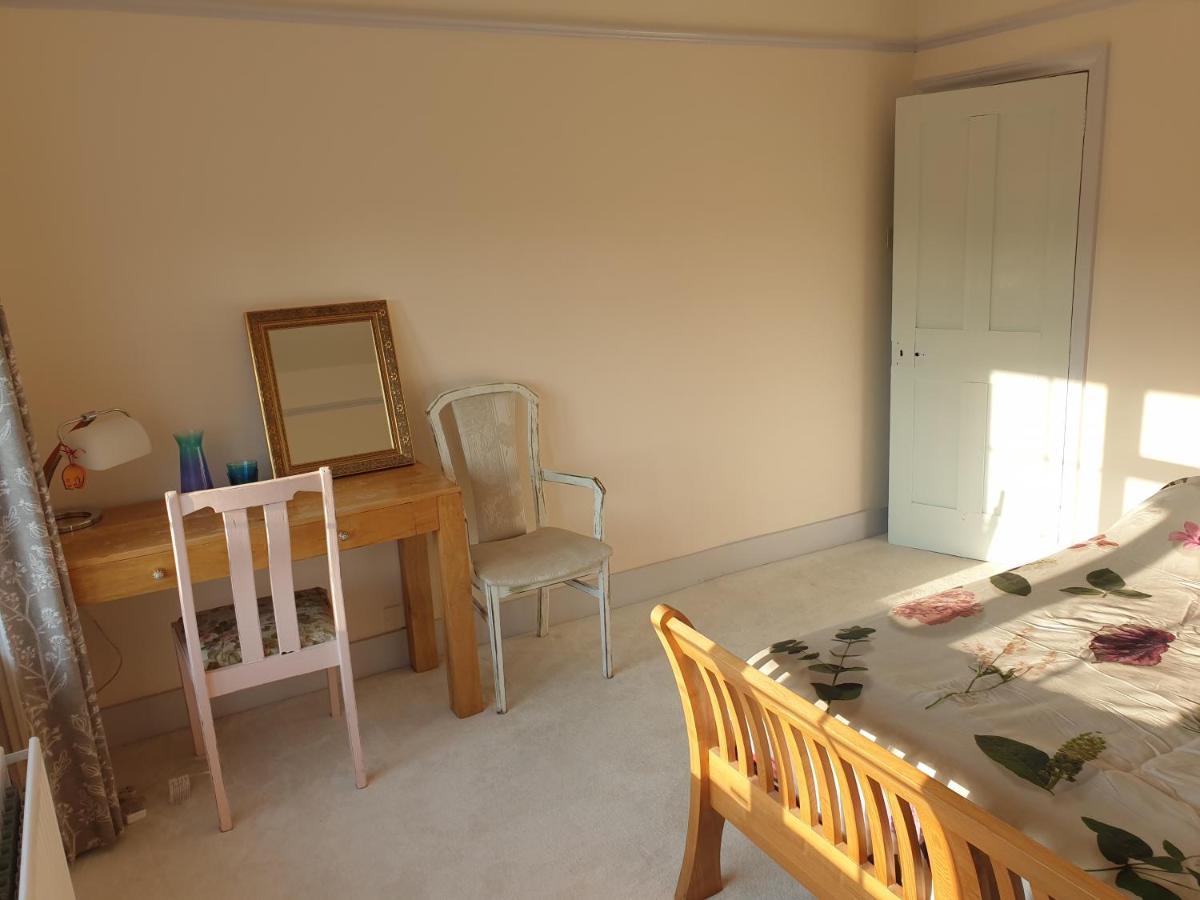 Lotus Pod House Homestay Horsell Экстерьер фото